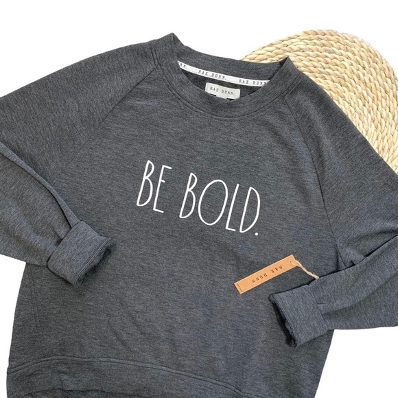 Rae Dunn Be Bold Lounge Cozy Graphic Crewneck Sweatshirt Size Medium - Picture 14 of 14